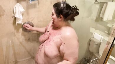Post-Splosh Pie Shower