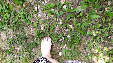 I walk barefoot in the grass in public and show you my dirty soles