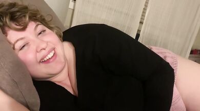 ALICE EATS: BBW VORES HER WILLING BOYFRIEND (COMISSIONED BY VOLDERISEN)