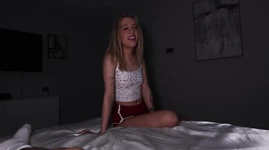 My Step Sis Wants To Share My Bed - Ashlyn Angel