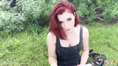 A Red-haired Busty Stranger Tastes A Hotel Guest For A Good Review