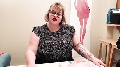 ALICE EATS: TEACHER VORE 2, GULPING DOWN THE WHOLE CLASS