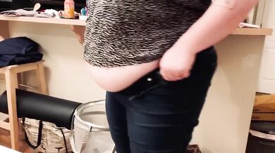 ALICE EATS: TEACHER VORE 2, GULPING DOWN THE WHOLE CLASS
