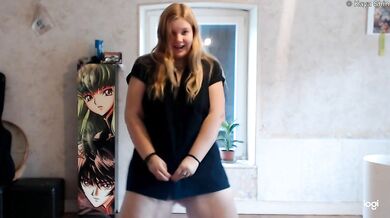 Ok I'm dancing for you (bbw dance sexy)