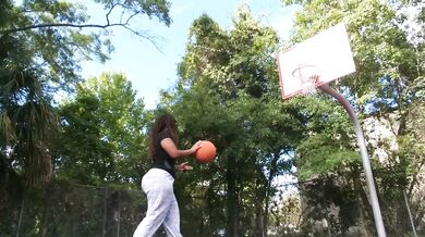 (Audio) Black Big Ass Twerk Outdoors Public Park Basketball - Cami Creams