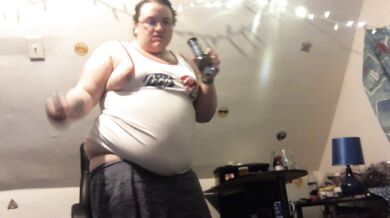 fat white girl buttcrack cleaning - then stripping totally naked to smoke