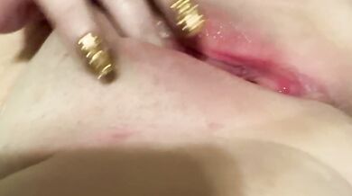 UpClose ASMR; squirting and soaking the bed while trying not to scream