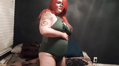 Poison Ivy Aquarium Pump Belly Inflation
