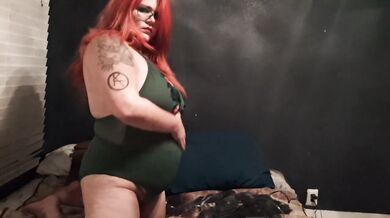 Poison Ivy Aquarium Pump Belly Inflation