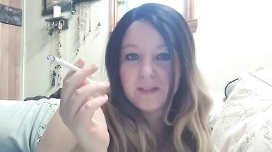 Topless smoking short joi