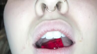 BBW ALICE SENDS YOU ON A JOURNEY THROUGH HER DIGESTIVE SYSTEM VORE