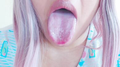 ASMR: Wet Mouth Tease (Moaning)