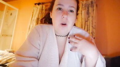 Bed Day with Cute BBW - Cumming Hard Twice