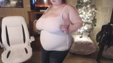 DAYTONA HALE! Jeans and tank strip BBW