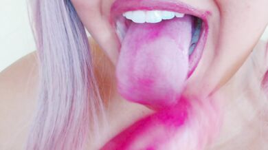 Messy Lipstick Blowjob