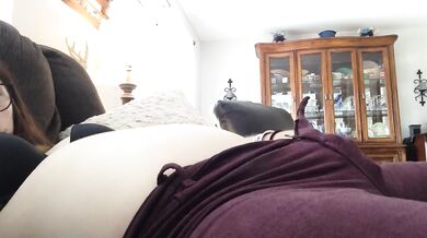 Chubby girl masturbates to her full belly