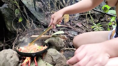 Pinay Outdoor Porn Harvest and Cooking Bamboo Shoots