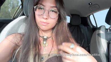 PORTUGUESE COUPLE HAVE SEX IN THE CAR IN A PUBLIC PLACE