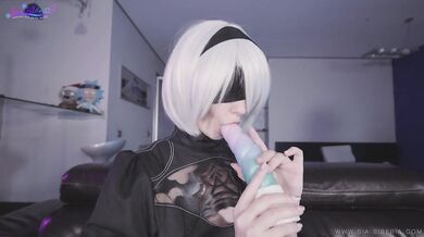 NieR Automata: 2B fuck w 2 dildos Sia SIberia
