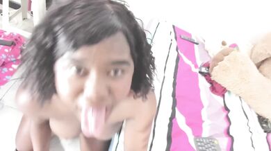 I AM SUCKING YOUR COCK IN POV , ¿DO YOU LIKE HOW I SUCK YOUR COCK ?