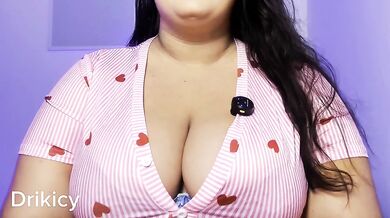 JOI BUSTY BRUNETTE GIVING YOU A HANDJOB