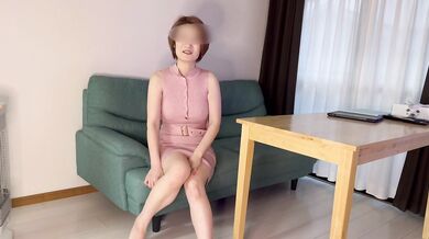 また若い男にナンパ中出しされ帰って来たド変態巨乳熟女！他人の精子をチンポに塗られフェラされ大量射精(^^;)チェックしたら濃い精子が大量に！潮吹きながら精子を味わう彼女真実を流出/拡散/晒します