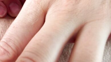 CLOSE UP CREAMY ORGASM