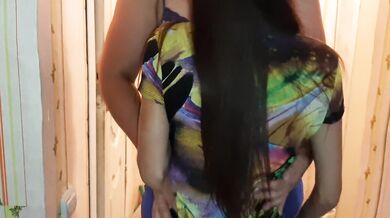 Paid the delivery girl with cunnilingus - lesbian_illusion