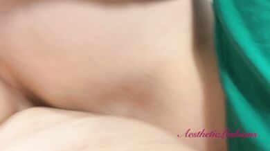 Pussy to pussy clit rubbing orgasm