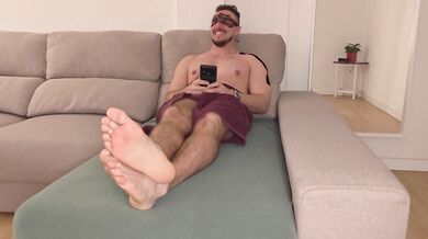 Marina non mi lascia riposare, ha sempre voglia di cazzo!