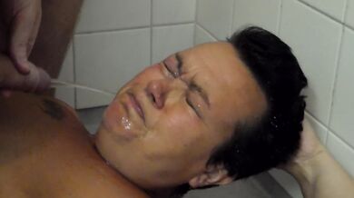 Johns is Peeing all over Jens Face