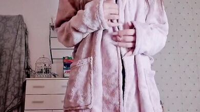 Custom Videos & Sexting Moments / Subscribe my OF@julyluane