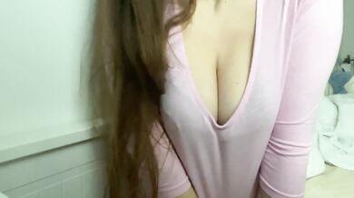 From T-shirt to topless – sensual self-care