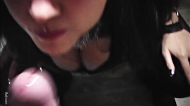 Thicc Goth Slut’s Bathroom Hookup