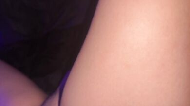 SHE DIDN`T LOCK THE DOOR Stepdaughter Gets Naughty