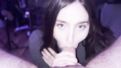 Joyliii Loves A Dick In Her Mouth