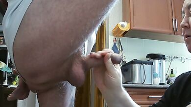 fucking my girlfriend in the mouth in the kitchen and cumming