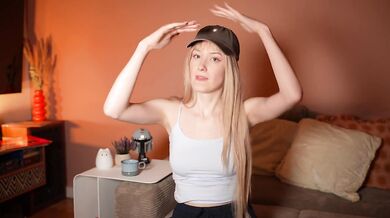 She'll do everything for a tip ASMR Roleplay