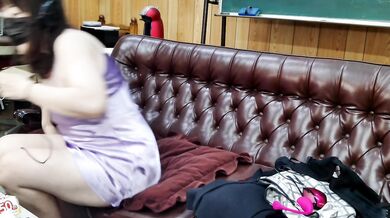 日本人素人巨乳熟女の指マンオナニー