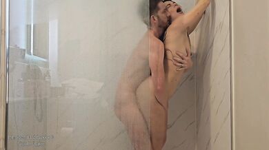 Shower sex with my wife's friend Nicole. Real, passionate and no condom!