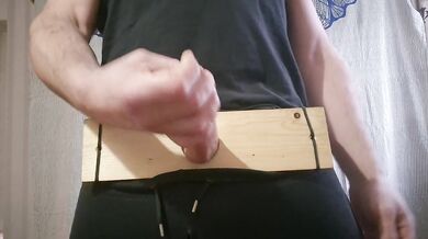 Wank in a plank