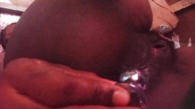 AMATEUR MILF TRY BUTT PLUG FOR FIRSTTIME ANAL PLAY ORGASM WHILE MASTERBATE CLOSE UP ASMR