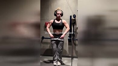 Cute College 18yo Pussy Accident During IG Live Study Stream