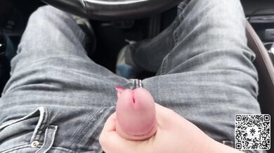 Public Parking Lot Handjob Next to Stranger and Bus Cum Finish