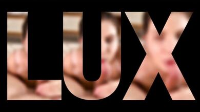 Brasileira gostosa NICOLE LUX vai te dar INSTRUÇÕES para sua punheta enquanto te provoca bem safada com TITJOB e BOQUETE (JOI)