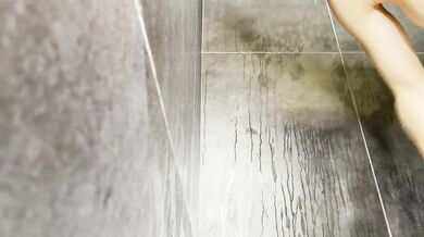 4K dildo in the shower, Latina big ass