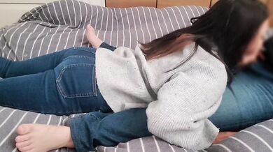 【現役保育士】教え子のパパに呼び出されてイケナイ関係に…じゅぽじゅぽフェラでご奉仕 日本人/フェラ抜き/素人/個人撮影/デカ尻/フェラ