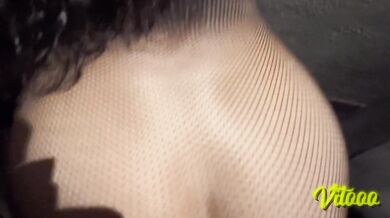 My girlfriend gets sexy and makes me cum when she moves her ass