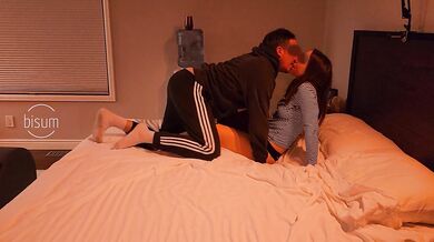 Hotwife and bi hubby have an MMF threesome with bi bull