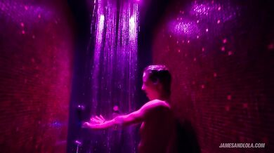 2 hours at the spa (sauna, Jacuzzi, tropical shower). How much can we do?